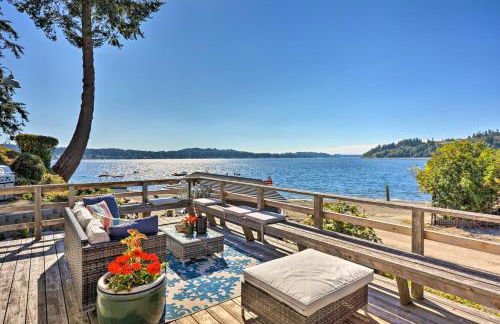 Gig Harbor House with Private Beach and Views! - Foto 2