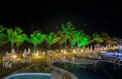 Flat Guarajuba 4 quartos térreo à Beira Mar - pé na areia - governança com arrumadeira e Wi Fi inclusos - Foto 41