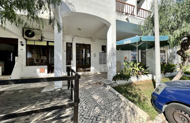 Albufeira Downtown With Pool by Homing - Photo 29