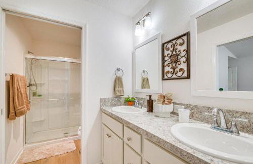 Furnished Lanai and Golf Cart The Villages Home! - Foto 12