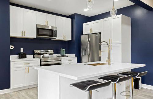 Chic Boho Retreat Near Downtown - Photo 2