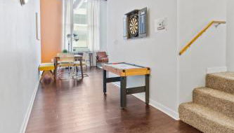 Downtown Indy 2BR - Stadium, Convention - Arcade Games - Skywalk - Foto 4, Game Room