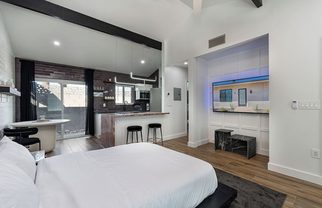 Ash & Ko Boutique Lodging - Photo 23