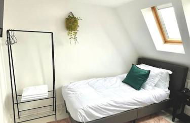 High-End 2 Bed Maisonette in Beaulieu Park - Foto 16