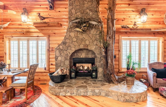 Iron Mountain Lodge 3 Bedroom Cabin by RedAwning - Foto 31