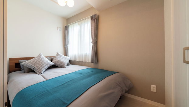 UTOPIA 101 - Foto 2, Habitación