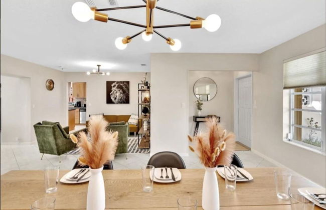 Casa Maya 3BR Home With Pool Near Hard Rock Casino - Foto 3