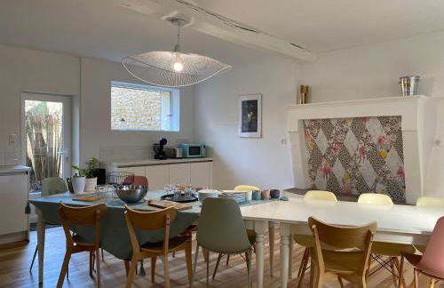 LE REPAIRE DU CLAIN gîte 4 étoiles pour 14 personnes avec piscine proche du Futuroscope - Foto 59