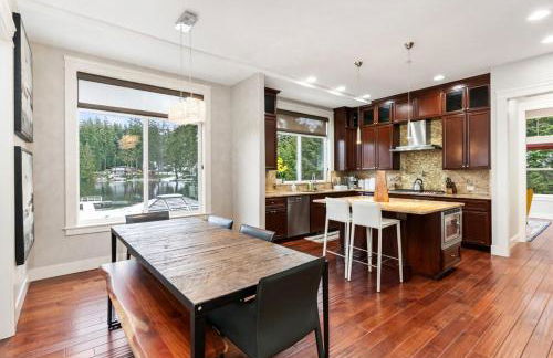 Luxury Lake Waterfront Retreat - Foto 52