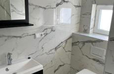 Neu gebautes komplettes Reihenhaus - Foto 6