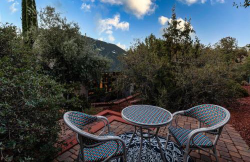 Luxe Boutique-Style Home w/Indoor Hot Tub - Foto 47