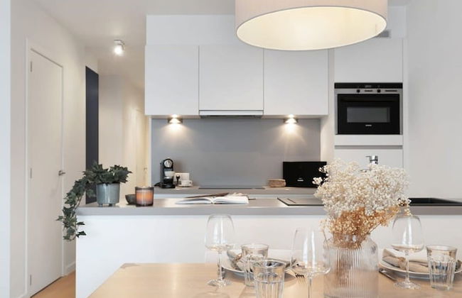 Centrally Located 2 Bedroom Apartment With Parking - Foto 35