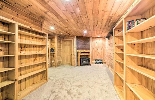 Spacious Cabin with Decks Near Saratoga Springs - Foto 22