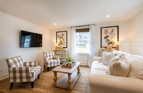 Kildahl House - Boutique Farmhouse Suite #4 - Photo 17