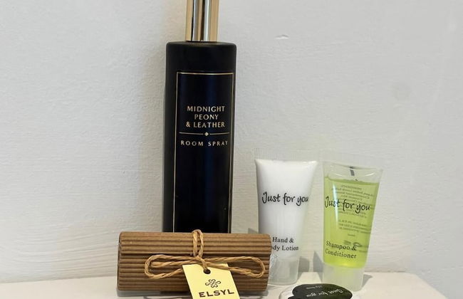 Modern 2 Bedroom Apartment - Foto 16