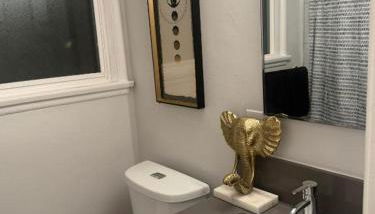 Prime Location in Hollywood with Pool, Free Private Parking - Foto 2