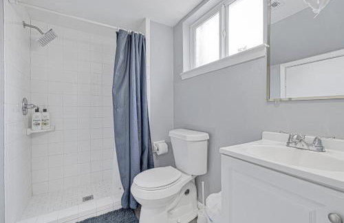 Home for summer with pool, pool table, outdoor kitchen,patio and balcony - Foto 43