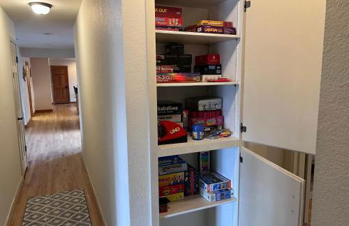 East Wenatchee Oasis 4BR, Pool, Hot Tub, Loop Trail - Foto 29