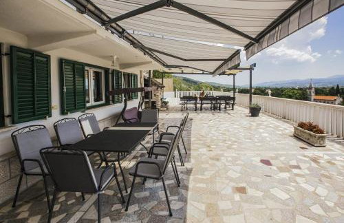 Holiday home Leko with outdoor pool and hot tub , can fit 22 people - Foto 34