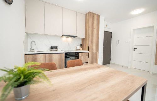 Poolside Hideout Apartments - Photo 40