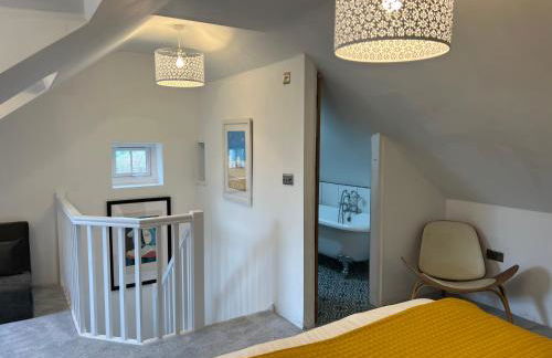 The End House at The Old Farmhouse - Photo 12