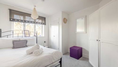 Spacious 6 Bedroom House in Maidenhead Windsor - Foto 2, towels, wardrobe