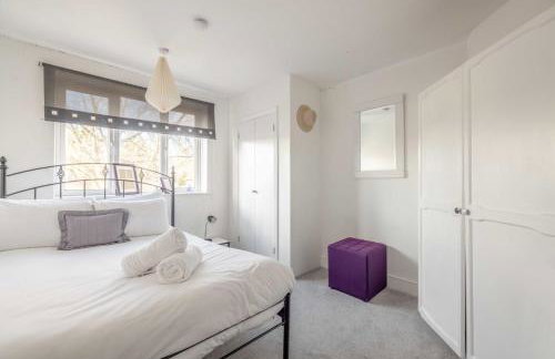 Spacious 6 Bedroom House in Maidenhead Windsor - Foto 2