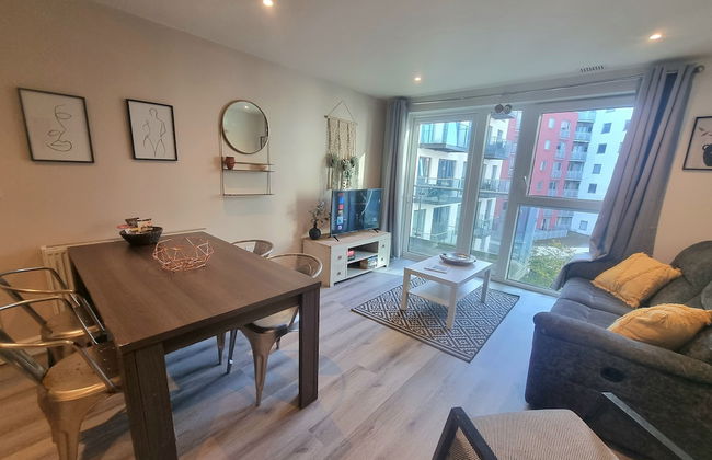 2-bed 2-bath Greenwich Apartment with balcony & lift - Foto 40