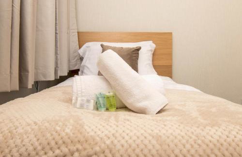 Private Entrance GF 2 bed flat near Renfrew Centre - Pass the Keys - Foto 67