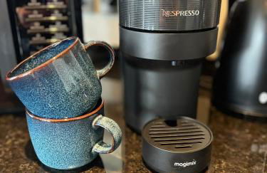 The Acorn Goodwood luxury lodge house 10 minute walk from Goodwood Festival of Speed - Foto 31