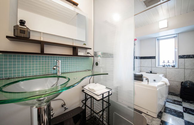 PRIMAL 2002 - Photo 43