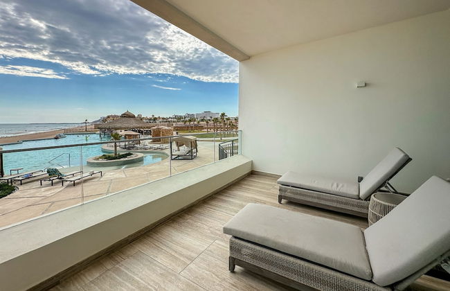 3BR Ground Floor Condo With Direct Pool Access - Foto 44