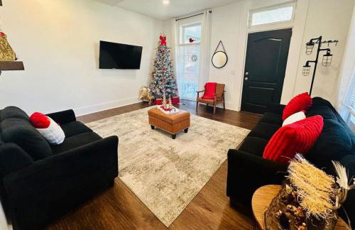 Holly Jolly Historic Home Where Its Always XMAS - Foto 51