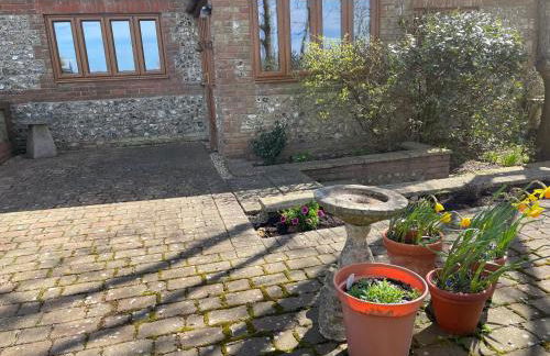 Hardy View Farm House - Photo 14