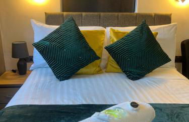 Modern Serviced Studio - Affordable Luxury with Free WIFI Free Parking Flat Screen Smart TV - Foto 11