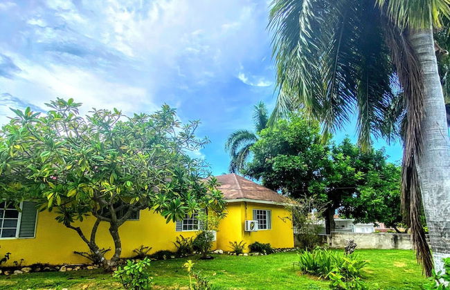 Yancey Largo Villa Perfect Jamaica Ironshore Getaway w Private Pool and Onsite Staff Services by RedAwning - Photo 78