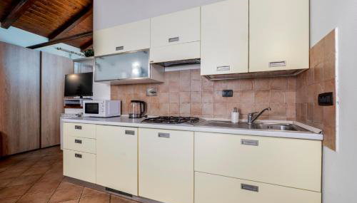 335 - Residence Montebello Monolocale C, Relax nel verde con Piscina - Foto 3, stove