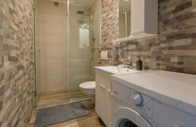 Large Holiday Home With Private Pool, Wellness & Sea View - Foto 12