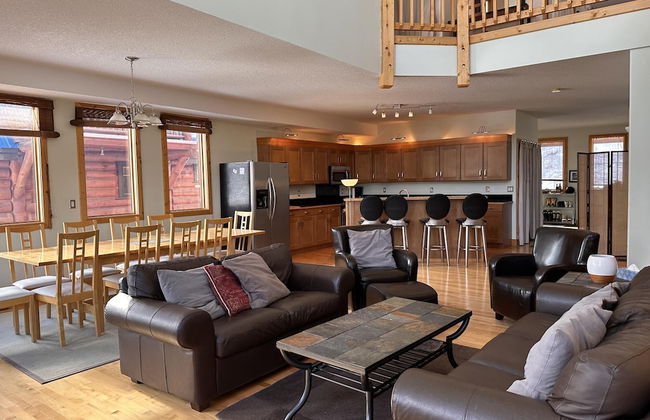 The Stemwinder Lodge by Simply Kimberley - Photo 2