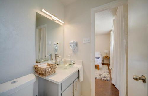 Stunning 4BR 2BA Hot Tub Cozy Holiday Home in Plano - Foto 23