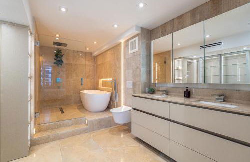 Amazing Ocean and 1 Hotel pool Views 2BR 3BA w Balcony - Foto 14