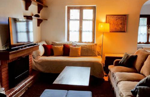 Kristi's Homes - ''Traditional Home'' in Dimitsana - Photo 9