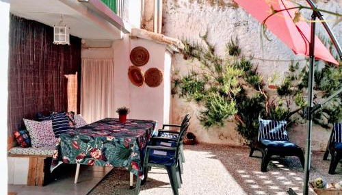 Charming House in El Poyo del Cid with Garden and Terrace - Foto 5