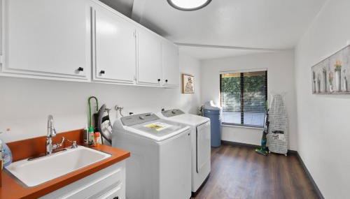 Off Grid Mountaintop Paradise Pool Spa and Games - Foto 5, stove, dishwasher, pet friendly, minibar