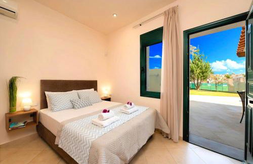 Eliomar Beachside Villa - Photo 17