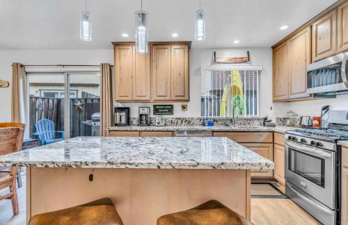 Modern 3BD -Walk to Lake & Beach - Foto 18