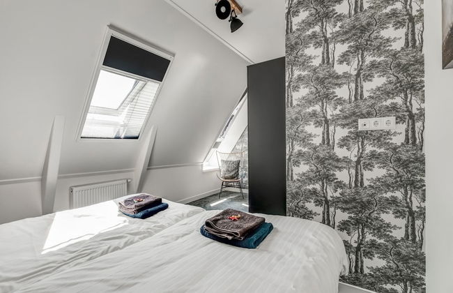 Stylish Farmhouse With Spa Tub - Foto 7