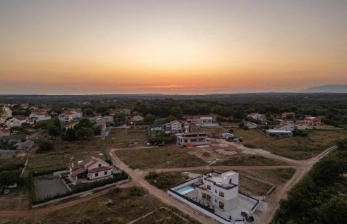 4 Bedroom Cozy Home In Poljica Brig - Foto 19