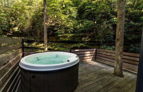 Modern Mirror Home w/ Hot-tub - “Glass House” #1 - Foto 3