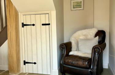 Cedar Cottage newly renovated cottage - Foto 10